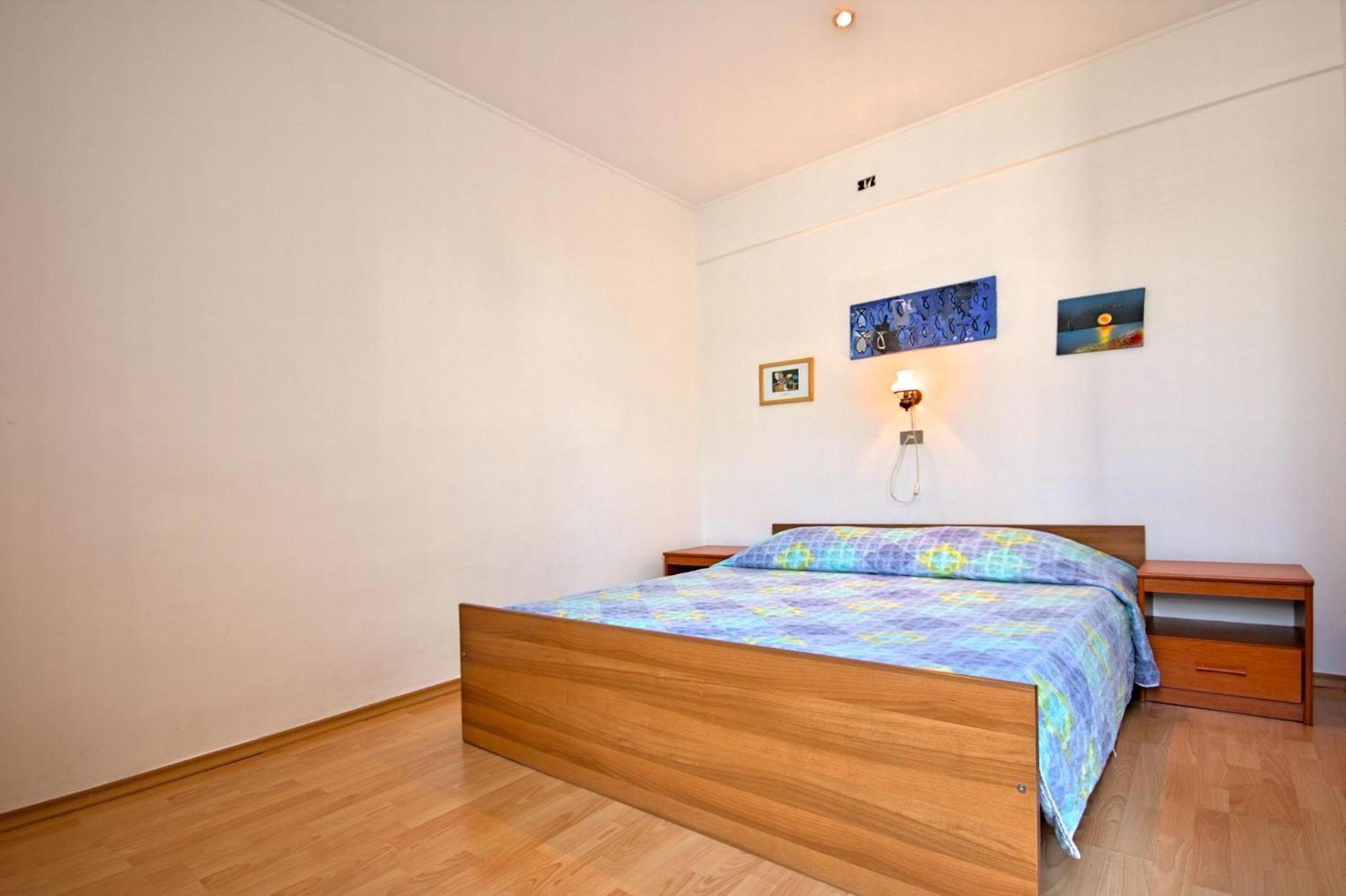 Apartmán Nika 5 In Der Residenz Mit Pool Und Whirlpool In Strandnaehe