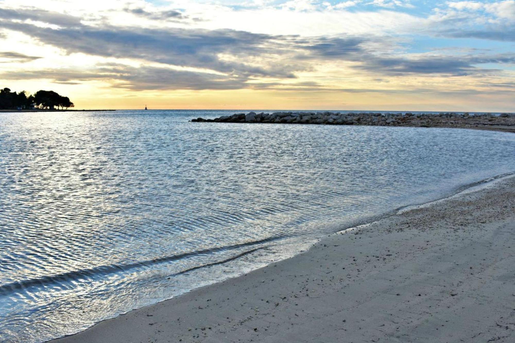 Nika 5 In Der Residenz Mit Pool Und Whirlpool In Strandnaehe Apartmán Umag