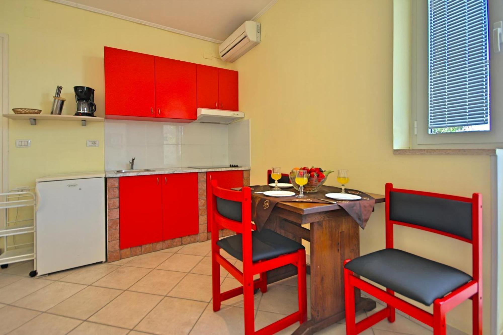 Apartmán Nika 5 In Der Residenz Mit Pool Und Whirlpool In Strandnaehe Umag