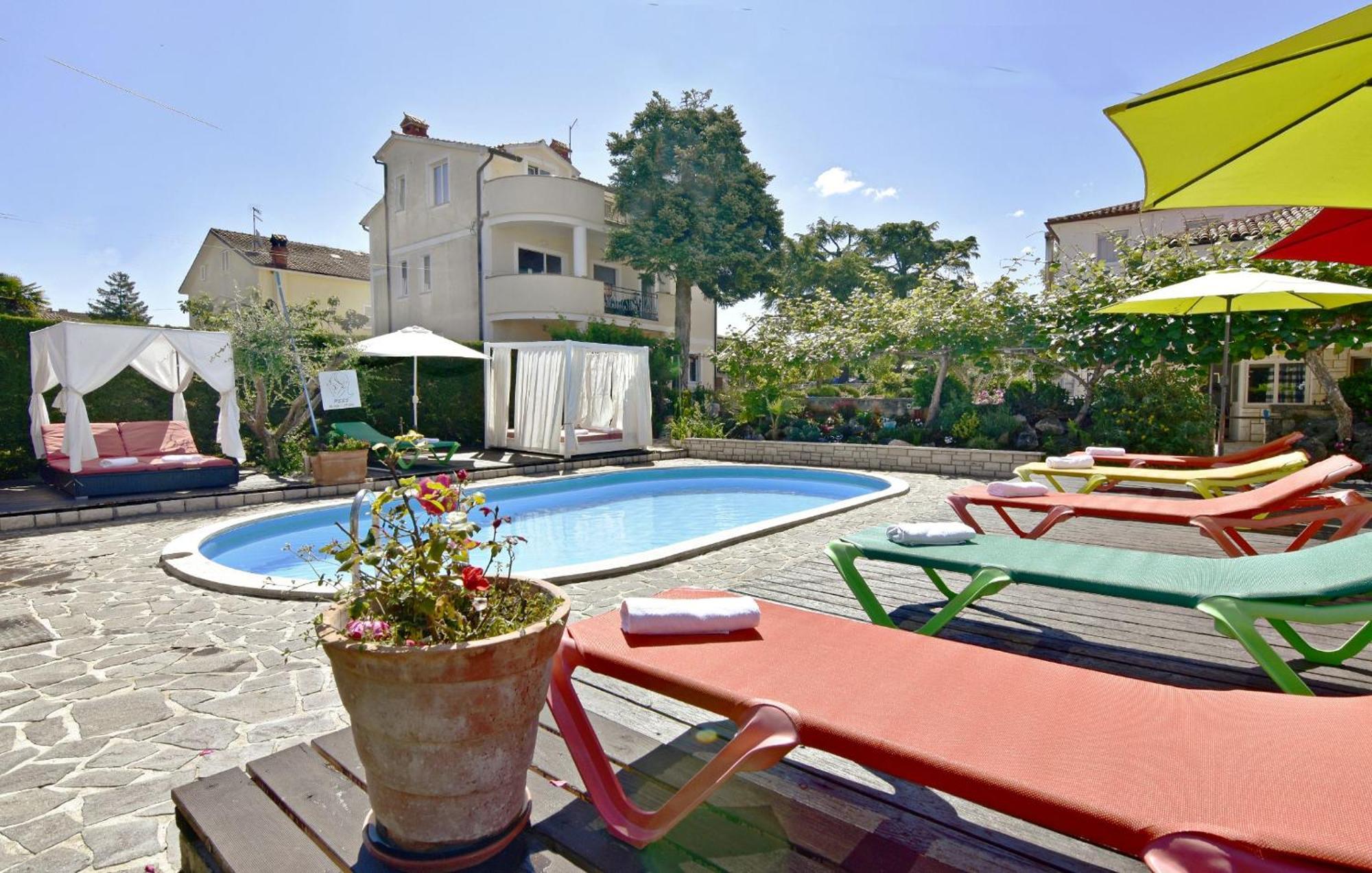 Nika 5 In Der Residenz Mit Pool Und Whirlpool In Strandnaehe Apartmán