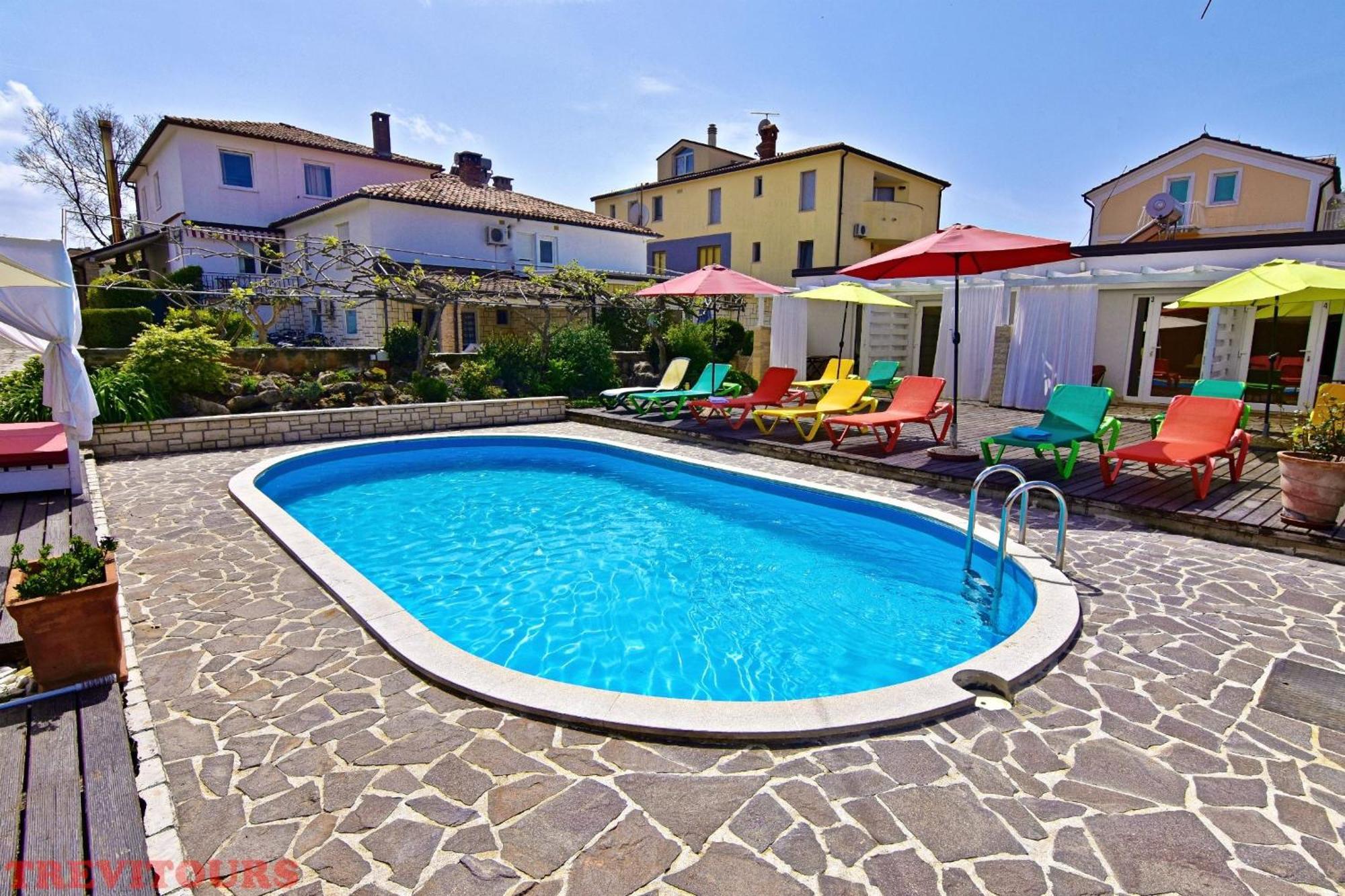 Nika 5 In Der Residenz Mit Pool Und Whirlpool In Strandnaehe Apartmán Umag